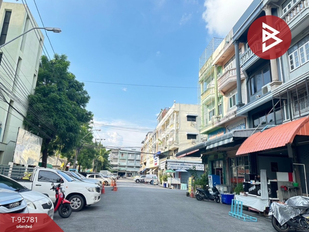 ขายอาคารพาณิชย์ 4 ชั้นพร้อมกิจการร้านกาแฟ กรุงเทพฯ ติดสำนักงานเขตประเวศ